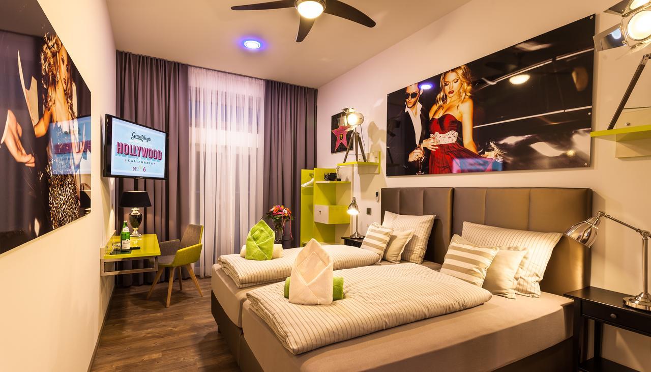 Wuschl Lounge Hotel Kuhbach  ภายนอก รูปภาพ