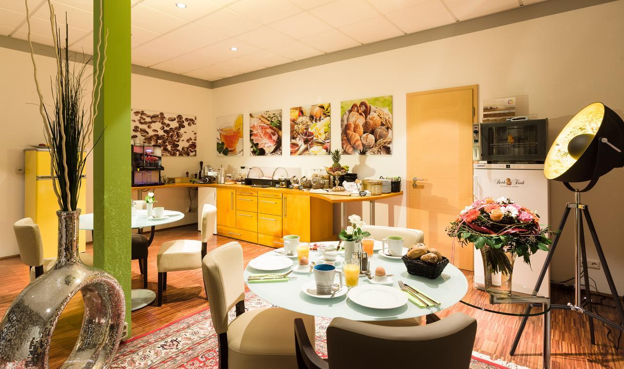 Wuschl Lounge Hotel Kuhbach  ภายนอก รูปภาพ