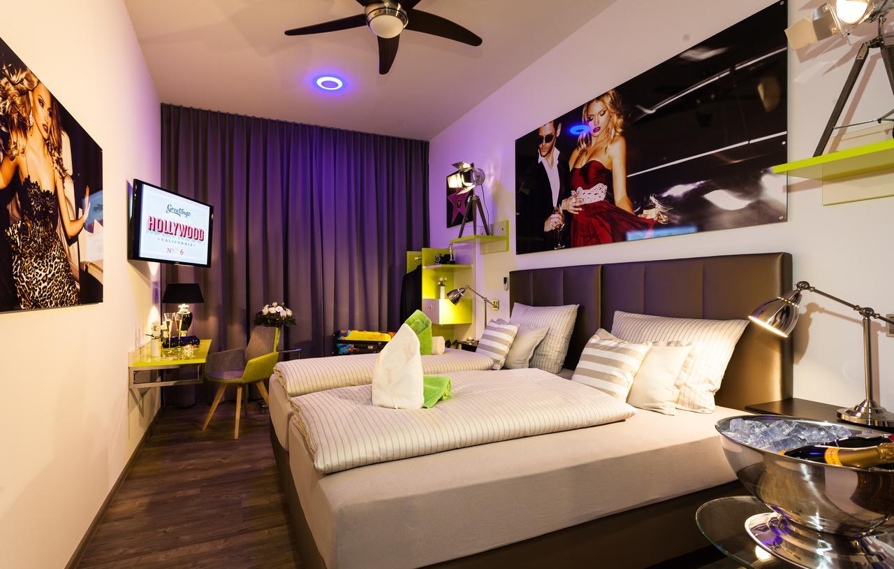 Wuschl Lounge Hotel Kuhbach  ภายนอก รูปภาพ
