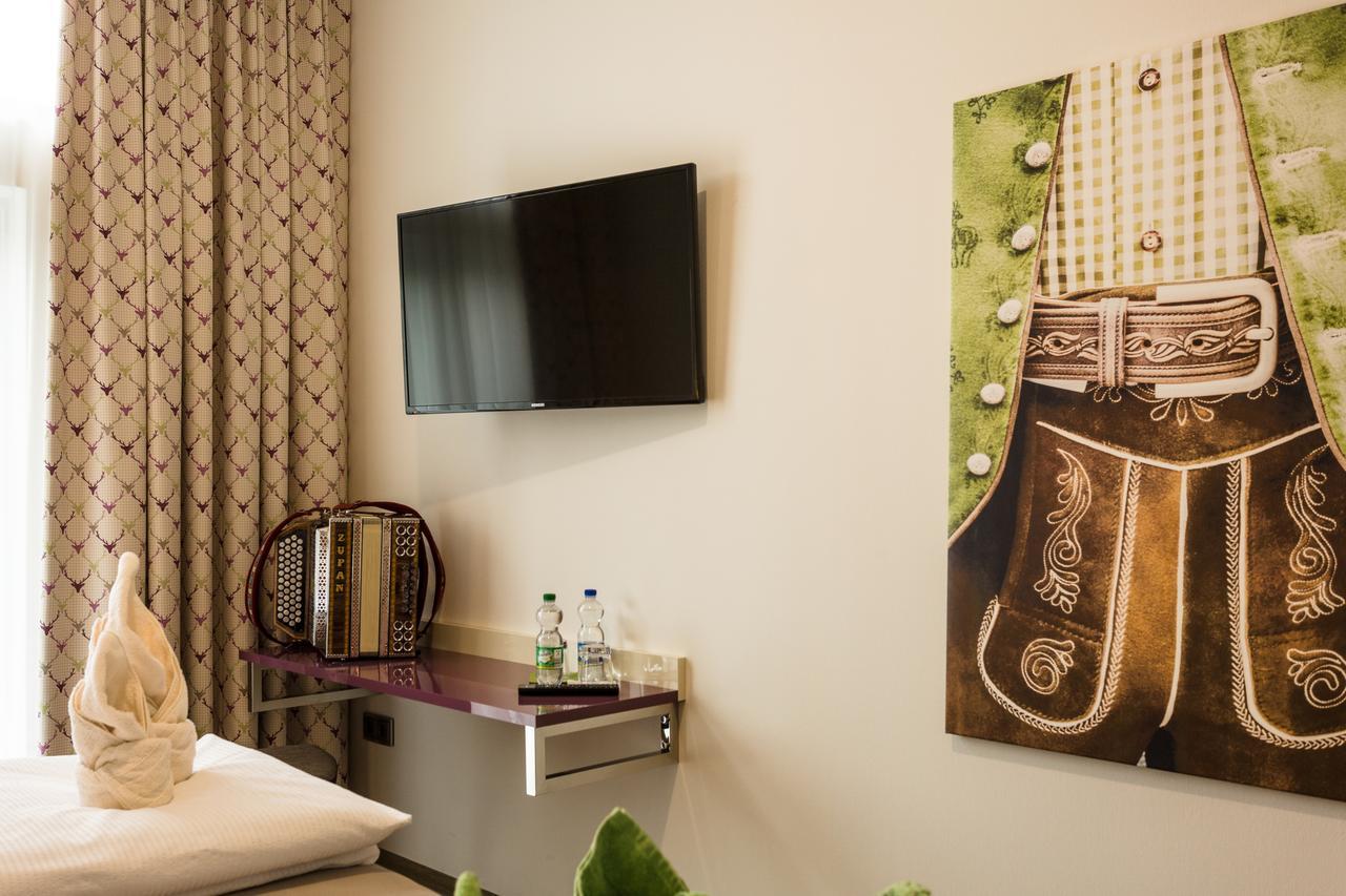 Wuschl Lounge Hotel Kuhbach  ภายนอก รูปภาพ