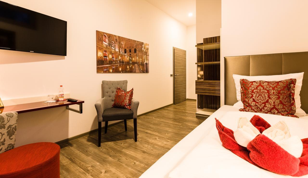 Wuschl Lounge Hotel Kuhbach  ภายนอก รูปภาพ
