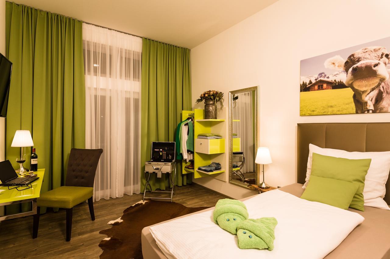 Wuschl Lounge Hotel Kuhbach  ภายนอก รูปภาพ